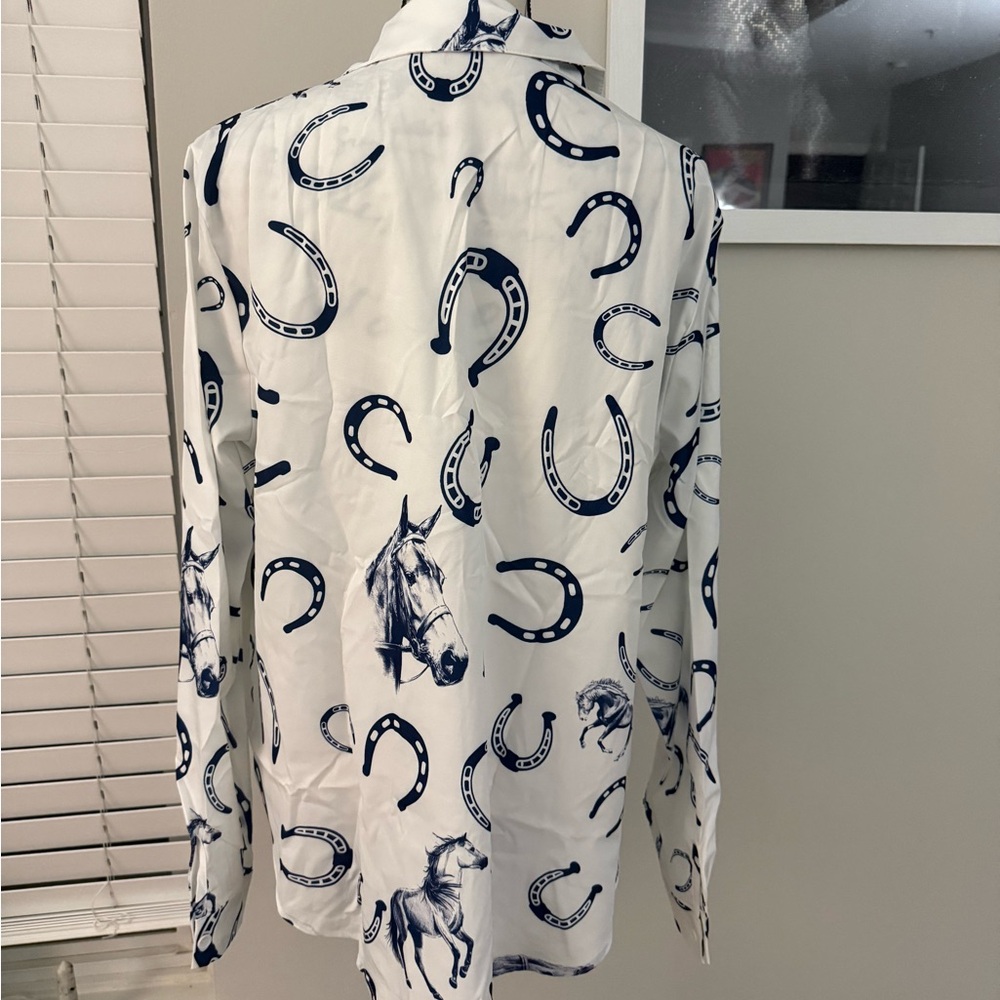 White and Blue Horseshoe Print Women’s Shirt - Picture 4 of 7